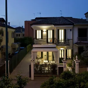 Chiara - 2*, Mestre Italy